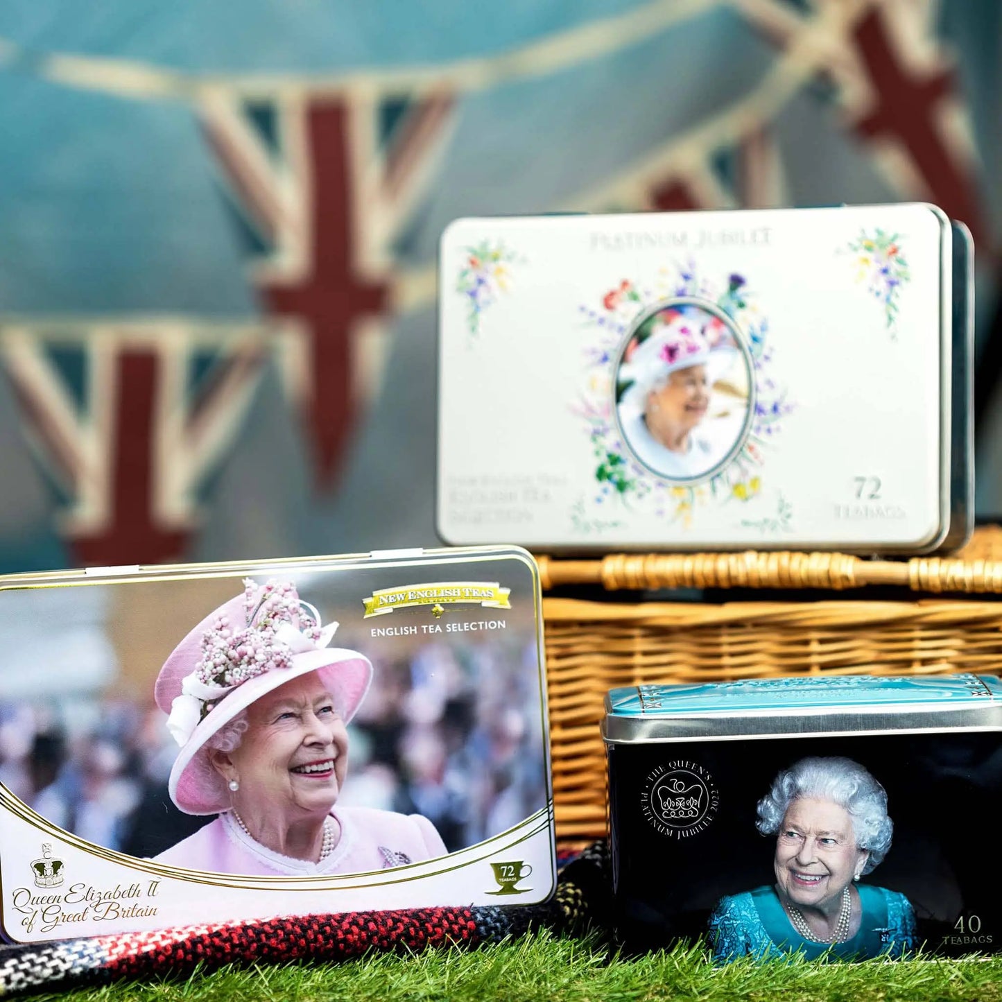 Queen Elizabeth II Tea Tin Set