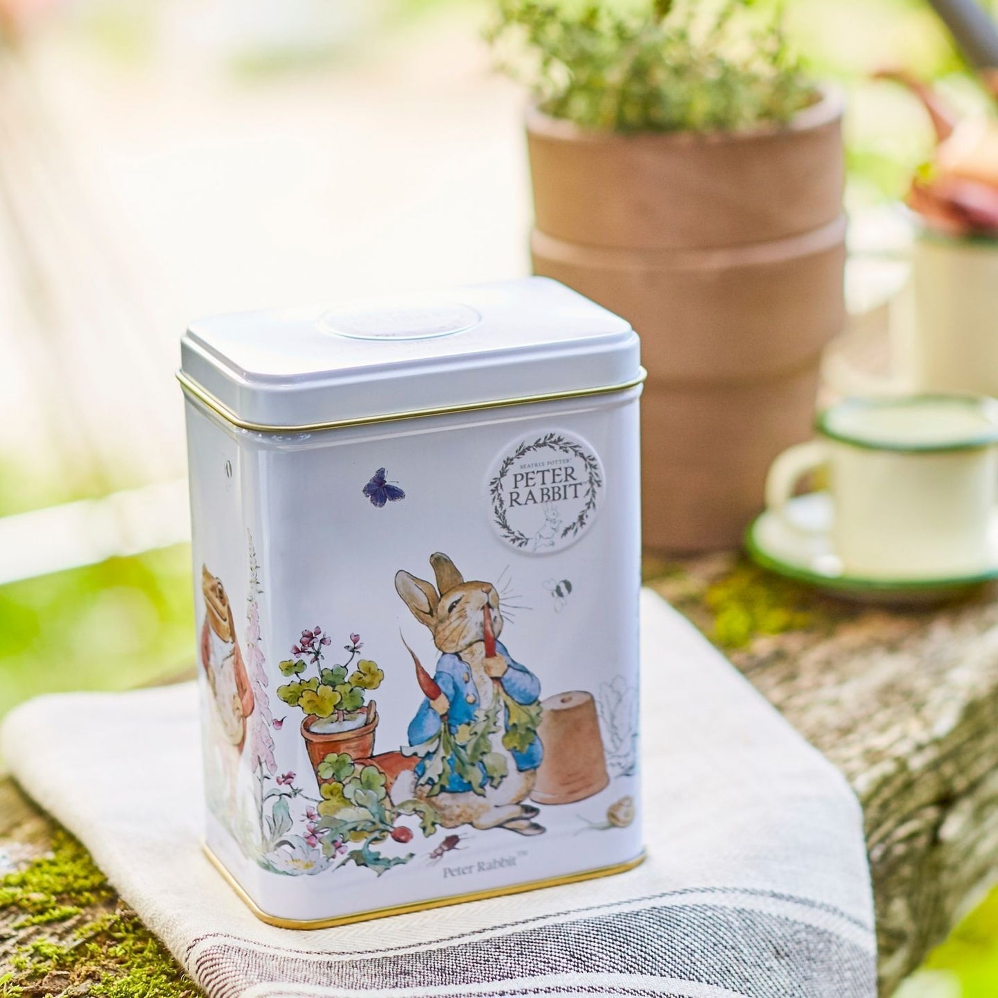 Beatrix Potter Tea Tin with 40 English Breakfast teabags Black Tea New English Teas 