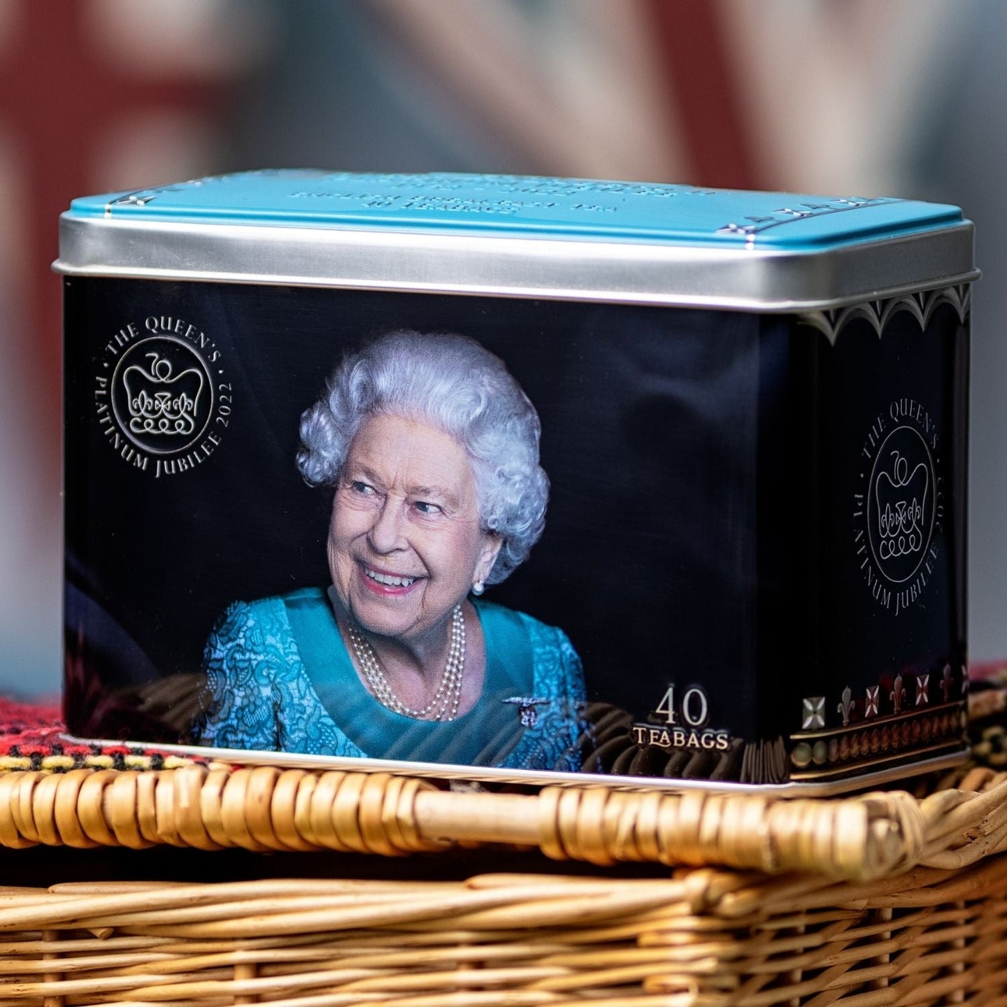 Queen Elizabeth II Platinum Jubilee 2022 Tea Tin with 40 English Breakfast Teabags Black Tea New English Teas 